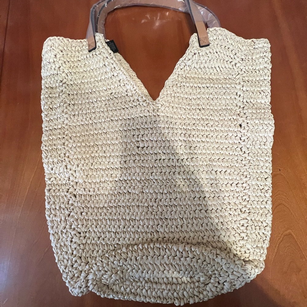 Banana Republic straw tote